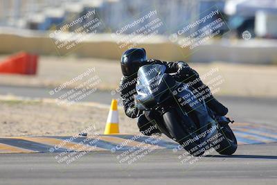 media/Dec-10-2023-SoCal Trackdays (Sun) [[0ce70f5433]]/Turn 2 (10am)/